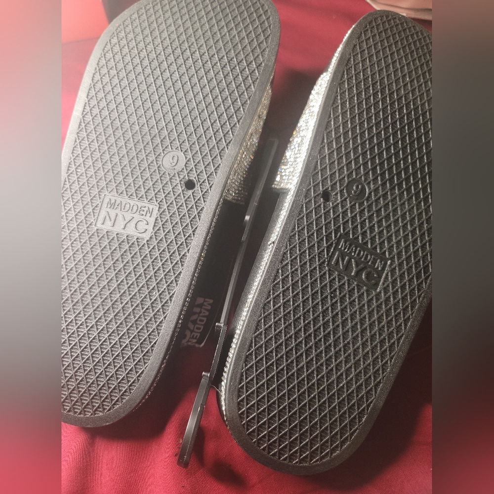 NWT Bling Bling Slides Womens Size 9 - Picture 4 of 7